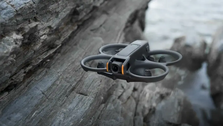 Dron DJI Avata 2 Pro-View Combo (DJI Goggles 2, DJI RC Motion 2, 3 akumulatory)